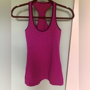 Lululemon Cool Racerback
Hyper Stripe Raspberry Glo Light / Plum